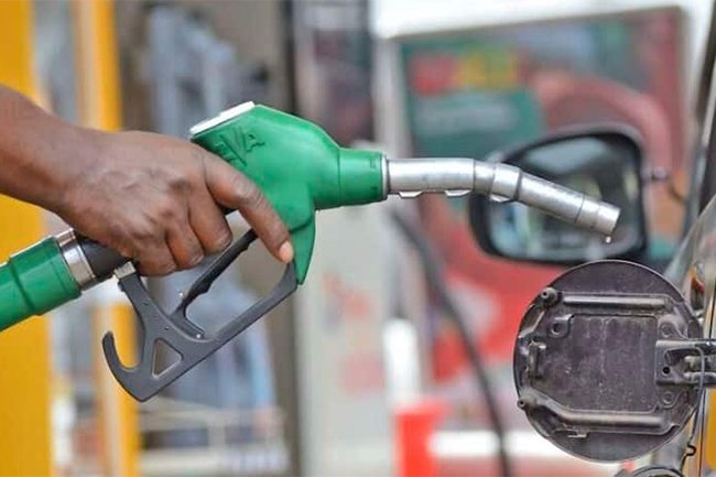 Oil Tops $100 as Middle East Tensions Raise Fresh Risks for Sri Lanka’s Economy